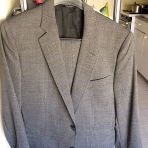 $1600 Dolce & Gabbana Herringbone Wool Suit 38R